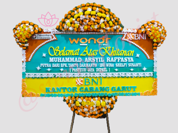 Bunga Papan Selamat Sukses 004